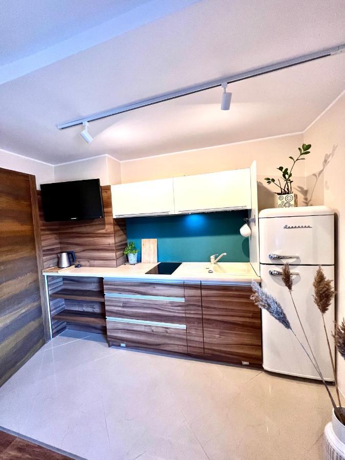 "Ku Sloncu" -Pokoje& Apartamenty - Jastrzębia Góra المظهر الخارجي الصورة