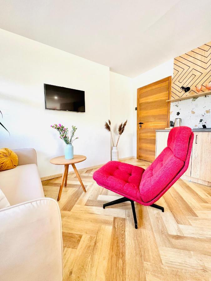 "Ku Sloncu" -Pokoje& Apartamenty - Jastrzębia Góra المظهر الخارجي الصورة