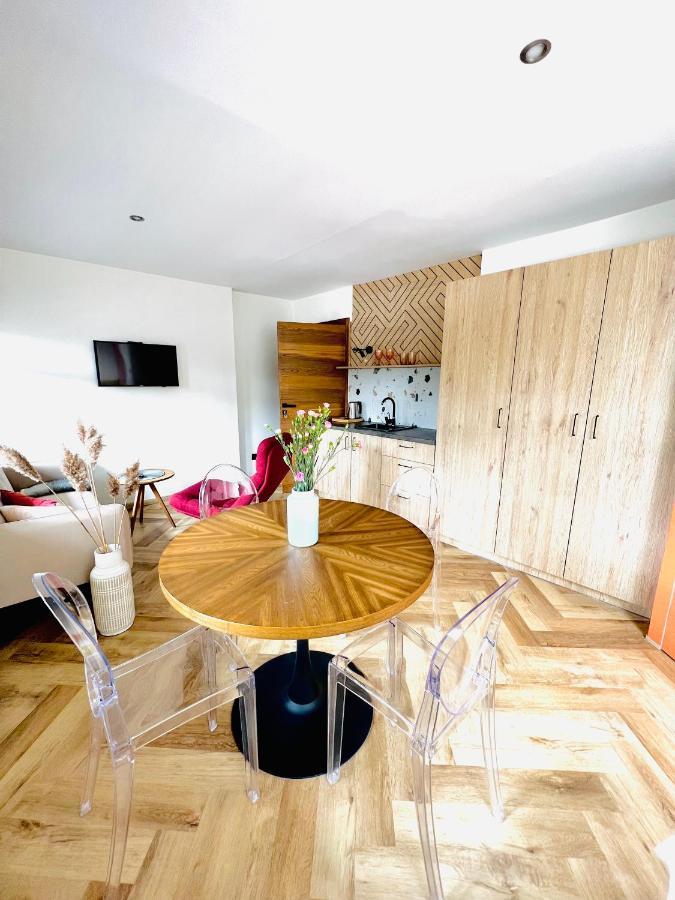 "Ku Sloncu" -Pokoje& Apartamenty - Jastrzębia Góra المظهر الخارجي الصورة