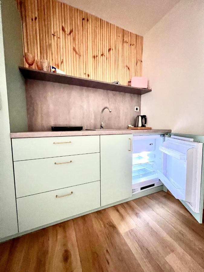"Ku Sloncu" -Pokoje& Apartamenty - Jastrzębia Góra المظهر الخارجي الصورة