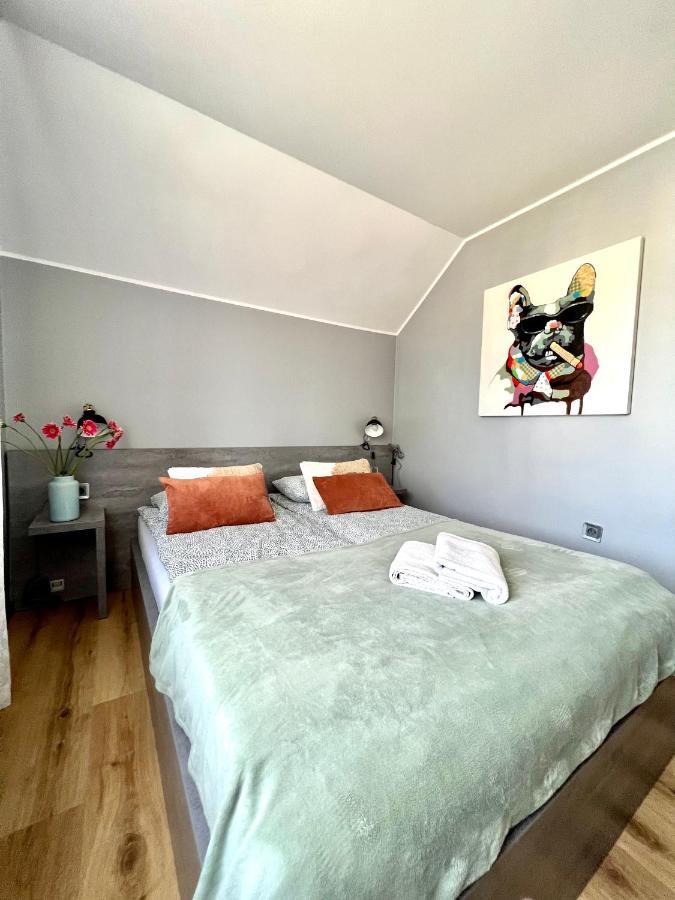 "Ku Sloncu" -Pokoje& Apartamenty - Jastrzębia Góra المظهر الخارجي الصورة